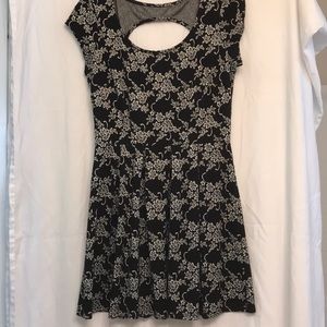 Black stretchy white floral dress